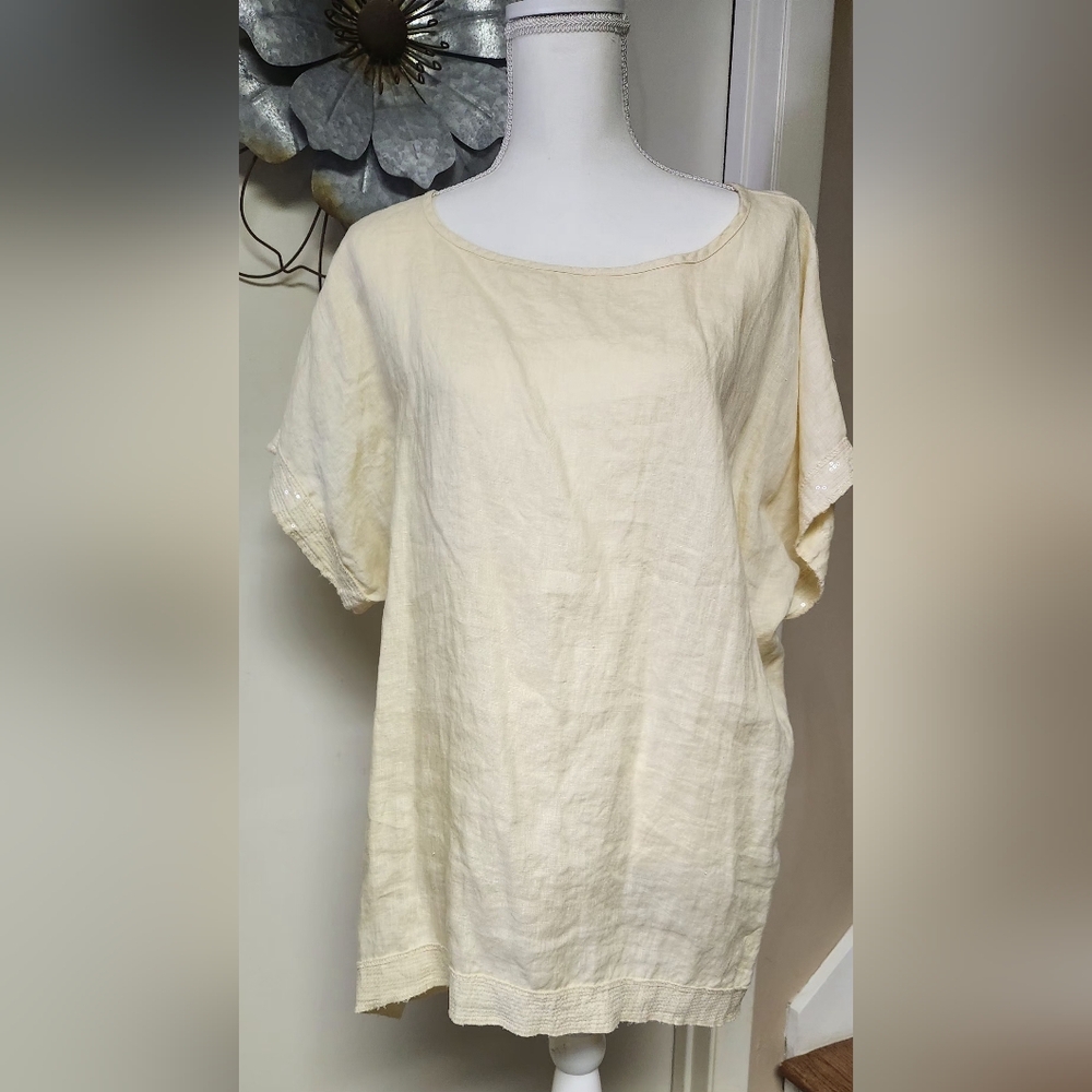 Cut Loose Pale Yellow Women's Blouse Mini Sequins Around Hem
